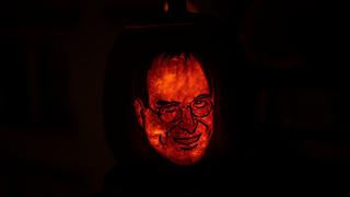 Steve Jobs Jack-O-Lantern Only Moderately Scary to Neighborhood Children